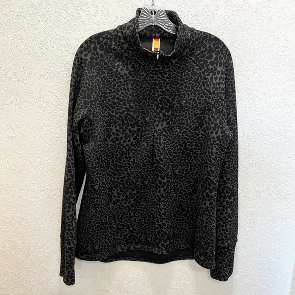 Lucy Tops - Lucy cheetah print 1/2 zip long sleeve pullover top
